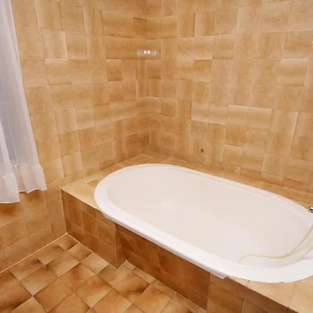 Jezera 5120a Tisno